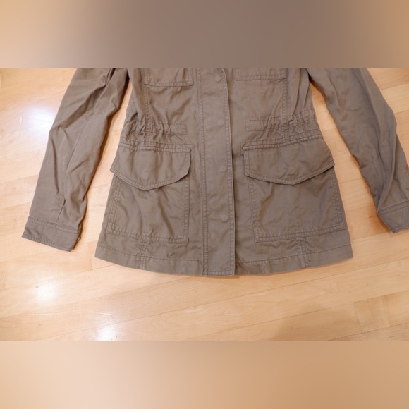 Banana Republic Utility Jacket - Picture 2 of 9